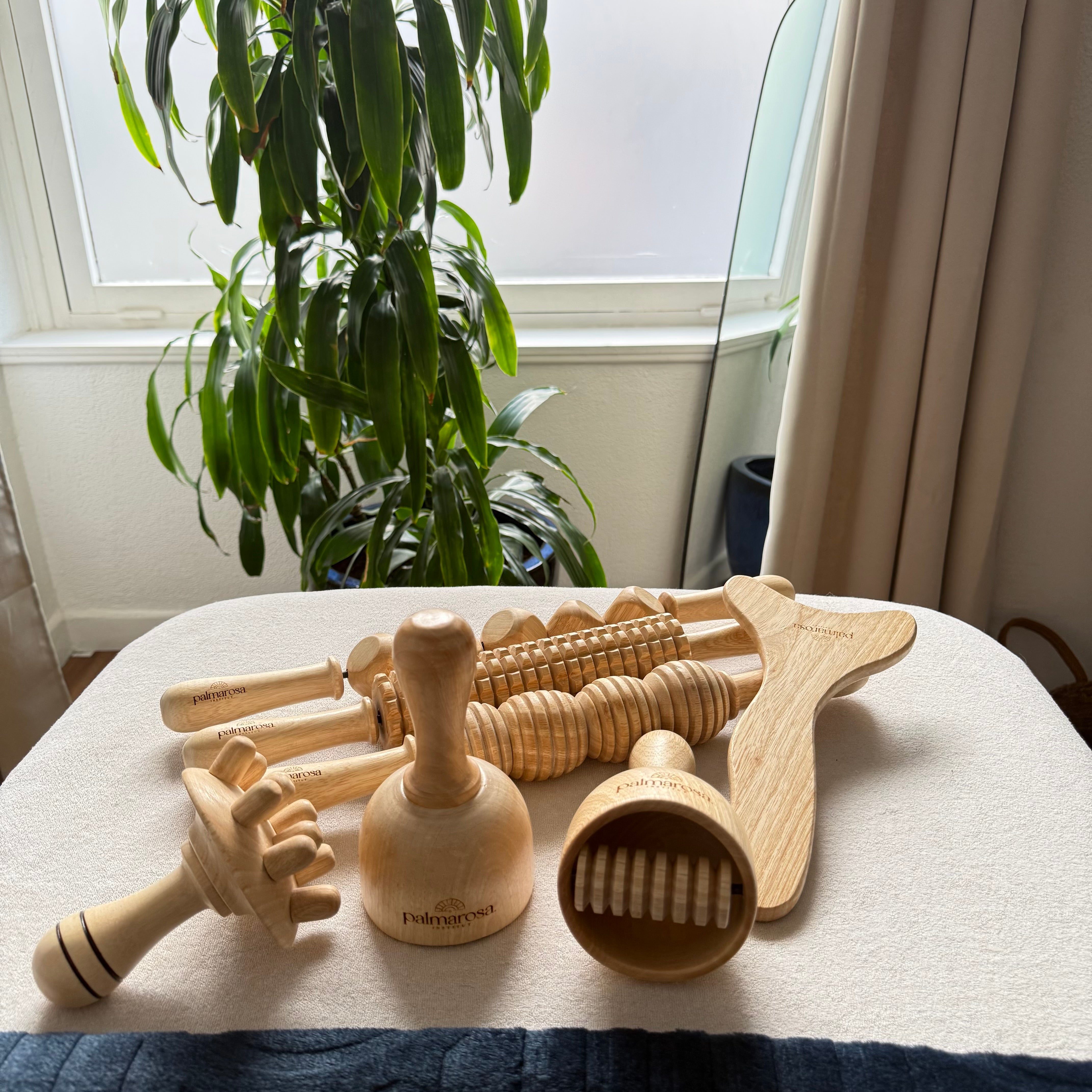 Photo des 7 outils de madérothérapie du kit pour débutant